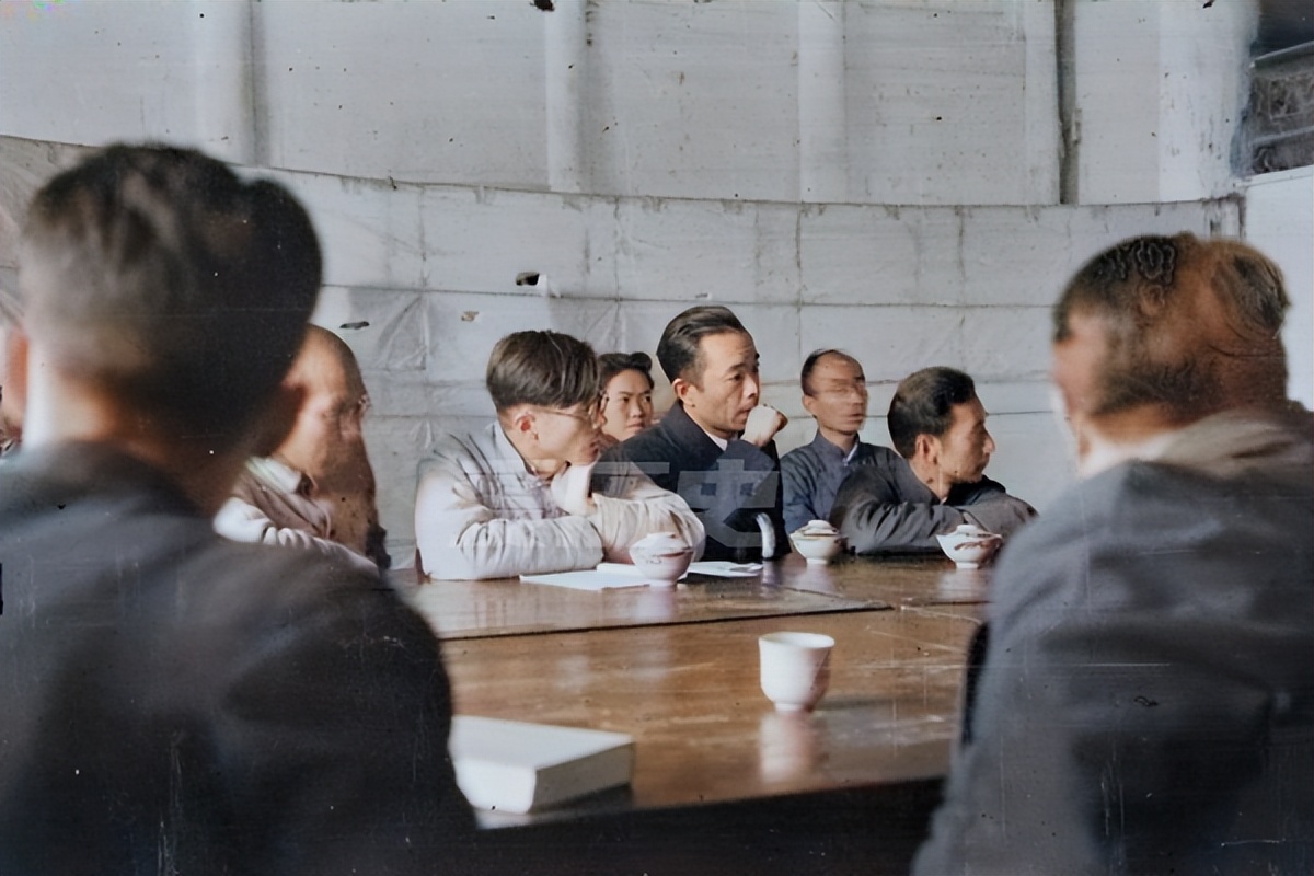 浙大在遵义湄潭的一次会议 在场全是科学巨匠 最后一位核武器之父
